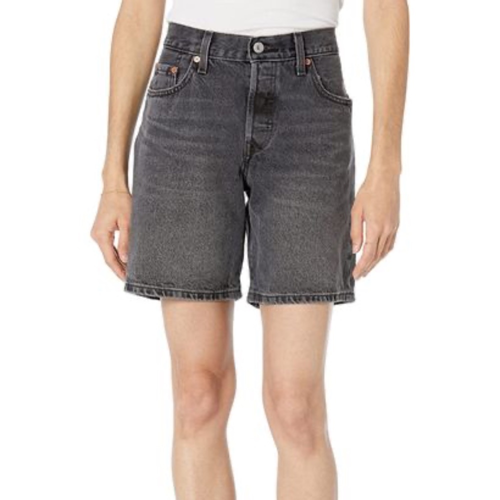 Levis 501 90's jean shorts, 26